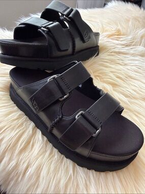NWT UGG Women’s Black Leather Dual-Strap Slide Mule size 9,5
